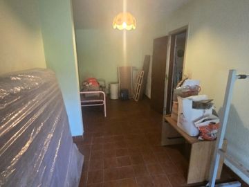 Casa con Departamento en venta en Moron Sur