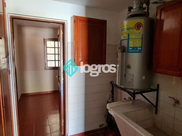 Casa en venta 270 m2 en Tres Cerritos