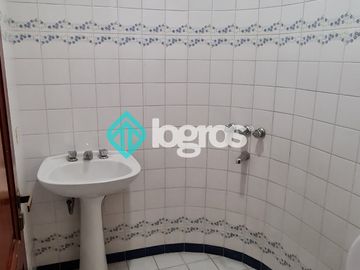 Casa en venta 270 m2 en Tres Cerritos