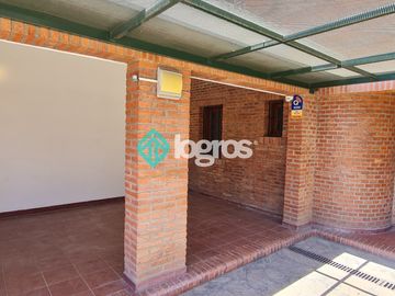 Casa en venta 270 m2 en Tres Cerritos
