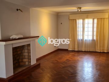 Casa en venta 270 m2 en Tres Cerritos
