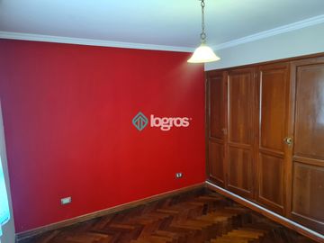 Casa en venta 270 m2 en Tres Cerritos
