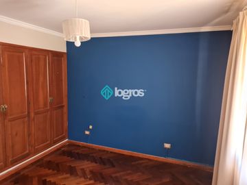 Casa en venta 270 m2 en Tres Cerritos