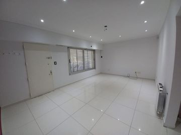 Casa en venta en Wilde Centro
