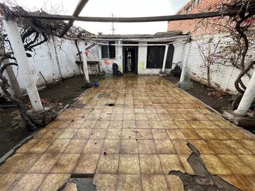Casa en Venta en Avenida el salto con avenida recoleta