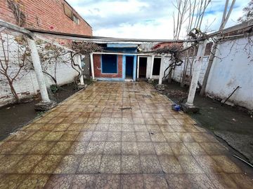 Casa en Venta en Avenida el salto con avenida recoleta