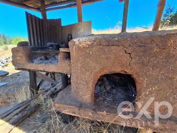 Sitio en Venta en Vende sitio 5000 m2 casa 56 m2 Pichilemu