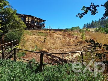Sitio en Venta en Vende sitio 5000 m2 casa 56 m2 Pichilemu