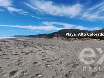 Terreno Construccion en Venta en Vende sitio 5000 m2 casa 56 m2 Pichilemu