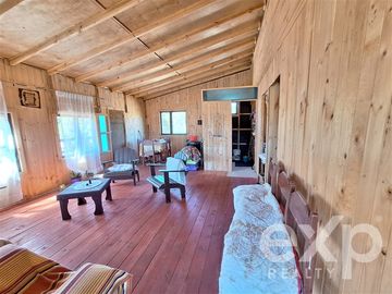 Terreno Construccion en Venta en Vende sitio 5000 m2 casa 56 m2 Pichilemu