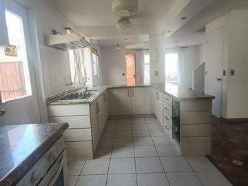 Casa en Venta en Casa en condominio de Villa Alemana Norte