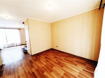 Casa en Venta en Camino Padre Hurtado / Almirante Riveros