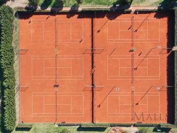 Venta Casa 8 Amb Vista Bosque en Estancias del Pilar Golf