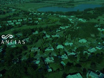 Venta Casa 8 Amb Vista Bosque en Estancias del Pilar Golf