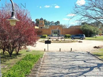 Venta Casa 8 Amb Vista Bosque en Estancias del Pilar Golf