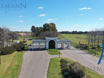 Venta Casa 8 Amb Vista Bosque en Estancias del Pilar Golf