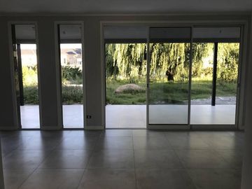Venta Casa 6 Amb Vista Interna en Las Liebres