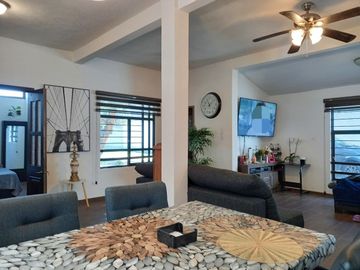 Casa con gran terreno en venta en Xochimilco