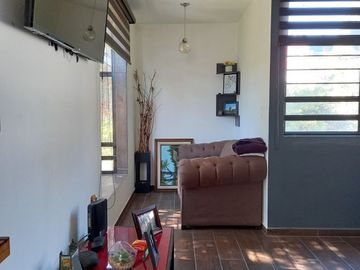 Casa con gran terreno en venta en Xochimilco