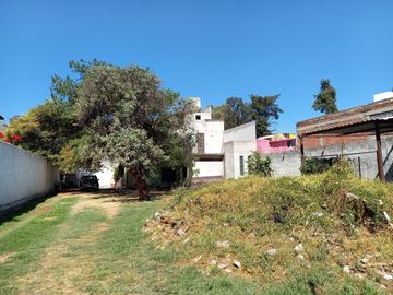 Casa con gran terreno en venta en Xochimilco