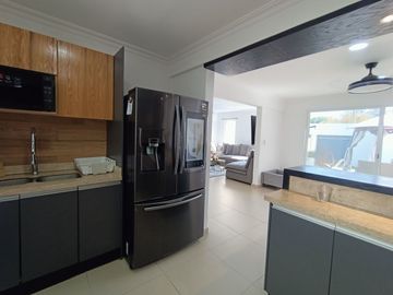 Casa con alberca en venta