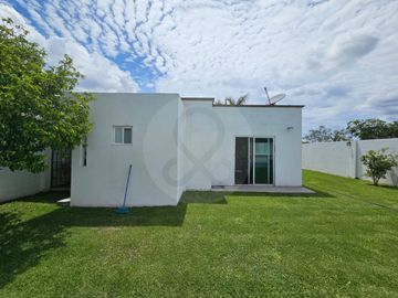 Casa en condominio en renta en Fraccionamiento Paraíso Tlahuica