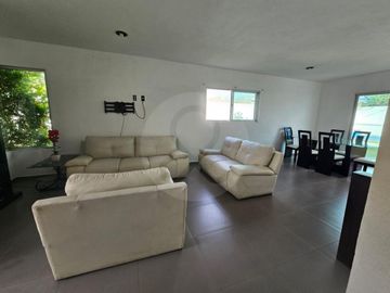 Casa en condominio en renta en Fraccionamiento Paraíso Tlahuica