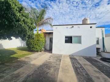 Casa en condominio en renta en Fraccionamiento Paraíso Tlahuica