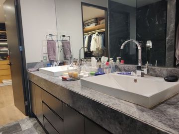 SE VENDE departamento AMUEBLADO de LUJO en AVIVIA  BOSQUES (V)