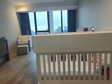 SE VENDE departamento AMUEBLADO de LUJO en AVIVIA  BOSQUES (V)