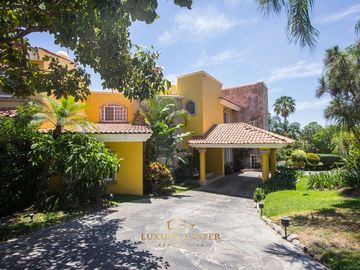 Casa de en Villa Coral en Venta
