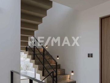 Venta de casa nueva en Lago de Juriquilla de 4 habitaciones en zona Residencial con Amenidades y Seguridad - (3)