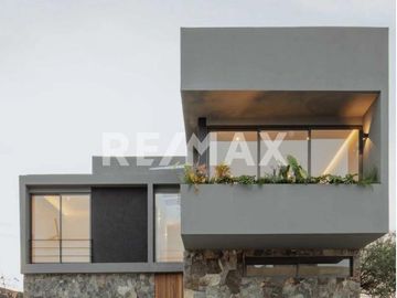 Venta de casa nueva en Lago de Juriquilla de 4 habitaciones en zona Residencial con Amenidades y Seguridad - (3)