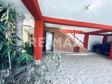 CASA EN VENTA- 