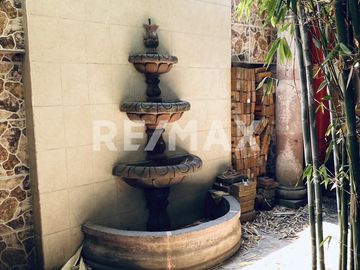 CASA EN VENTA- 