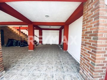 CASA EN VENTA- 