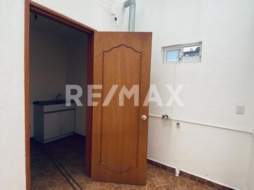 CASA EN VENTA- 