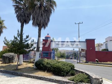 CASA EN VENTA- 