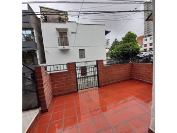 Venta de casa primer piso en Bello