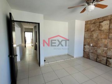 CASA EN VENTA EN EXCLUSIVA FRACCIONAMIENTO SALTILLO 2000