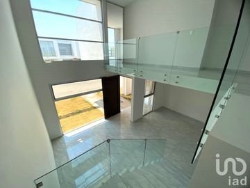 Casa en venta En Residencial Bonaterra, coto Altezza, nueva para estrenar, lista para escriturar.