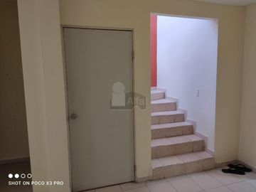 Casa sola en venta en Renaceres, Apodaca, Nuevo León