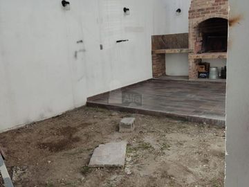 Casa sola en venta en Renaceres, Apodaca, Nuevo León