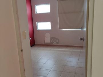 Casa sola en venta en Renaceres, Apodaca, Nuevo León