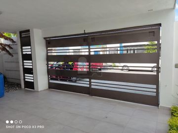 Casa sola en venta en Renaceres, Apodaca, Nuevo León
