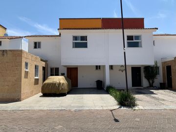 Casa en Venta Residencial Jardines de San Carlos Cholula, Puebla, Pue.