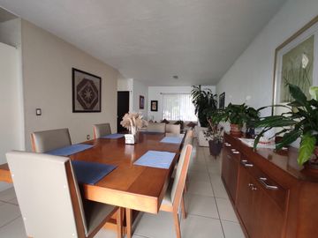 Casa en Venta en Campestre San Juan, San Juan del Río, Querétaro.