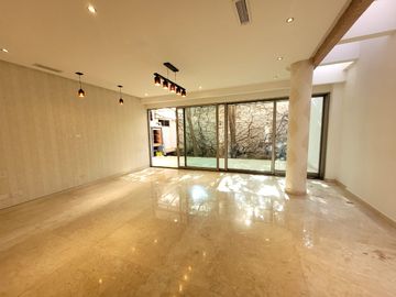ESPECTACULAR CASA EN CONJUNTO SUPER EXCLUSIVO EN VILLA CAMPESTRE