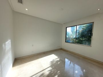 ESPECTACULAR CASA EN CONJUNTO SUPER EXCLUSIVO EN VILLA CAMPESTRE