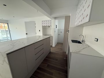 DE ESTRENO 3 DORM - 1 COCHERA - BALCON